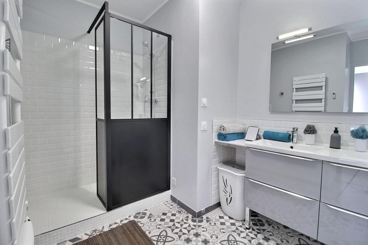 Epipapu Appartement 57 M2 - Parking Prive - Loggia - Бурж Екстериор снимка